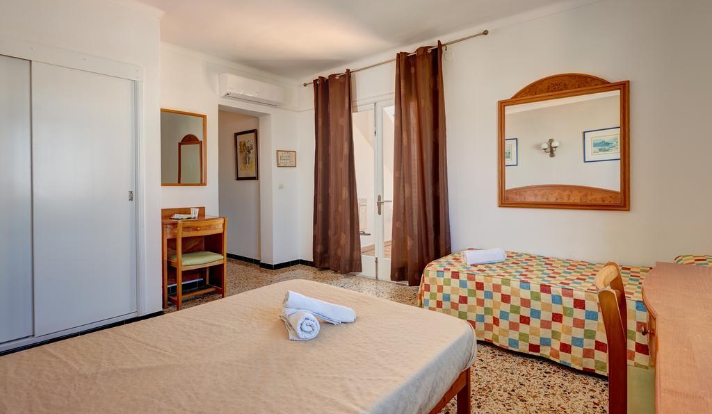 Hostal Talamanca Cala d'Or  Luaran gambar