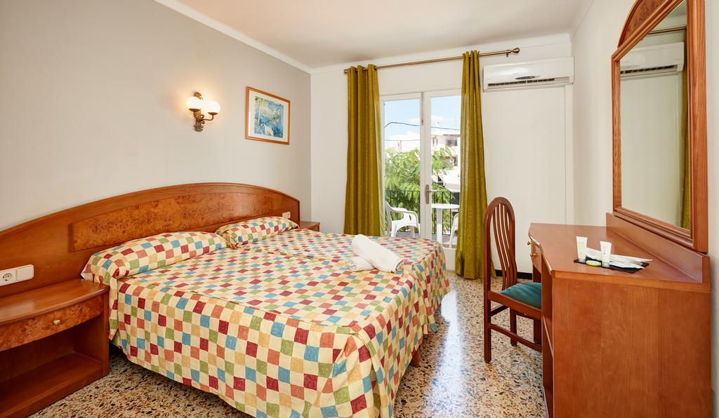 Hostal Talamanca Cala d'Or  Luaran gambar