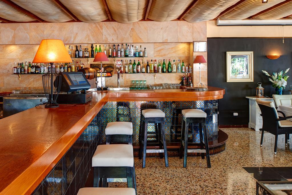 Hostal Talamanca Cala d'Or  Luaran gambar