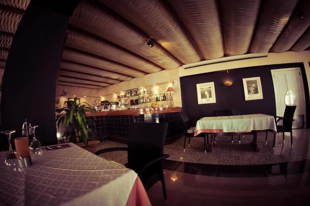 Hostal Talamanca Cala d'Or  Luaran gambar